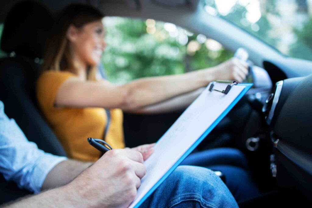 How Driving School Collingwood Helps You Pass Your Driving Test Faster-1