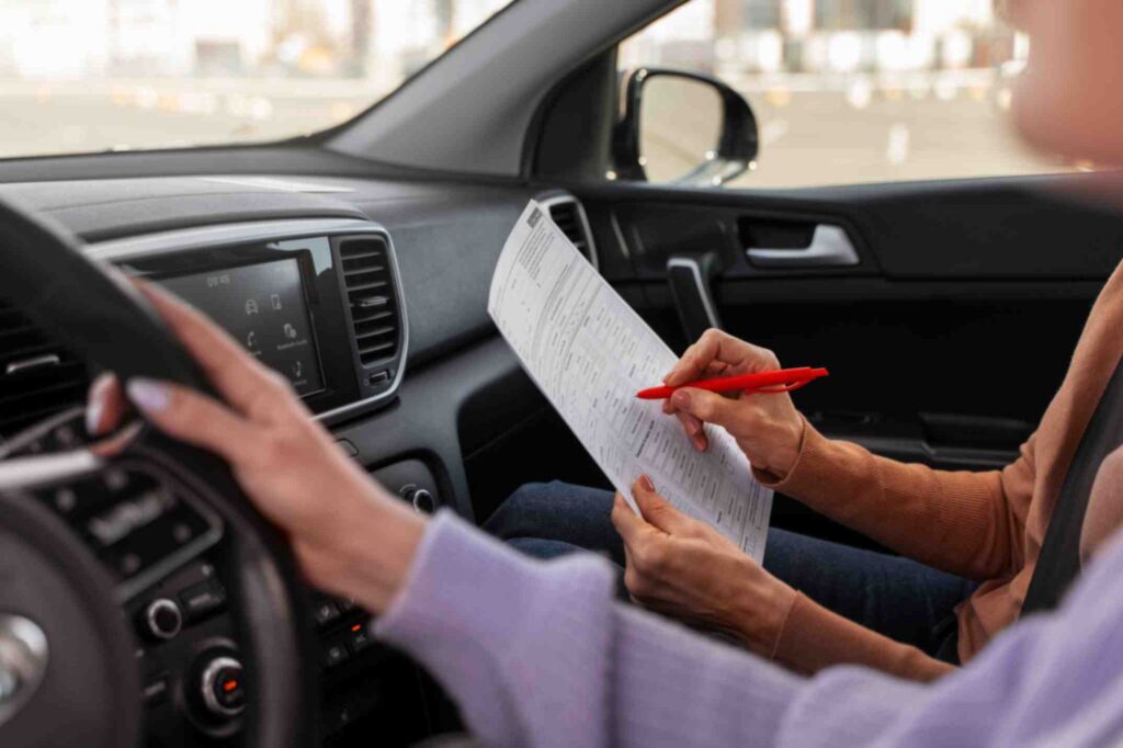 How Driving School Collingwood Helps You Pass Your Driving Test Faster