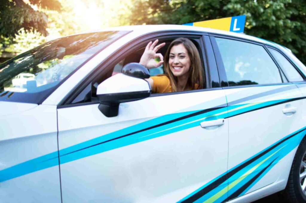 Why Choose a Certified Driving School in Your City-1